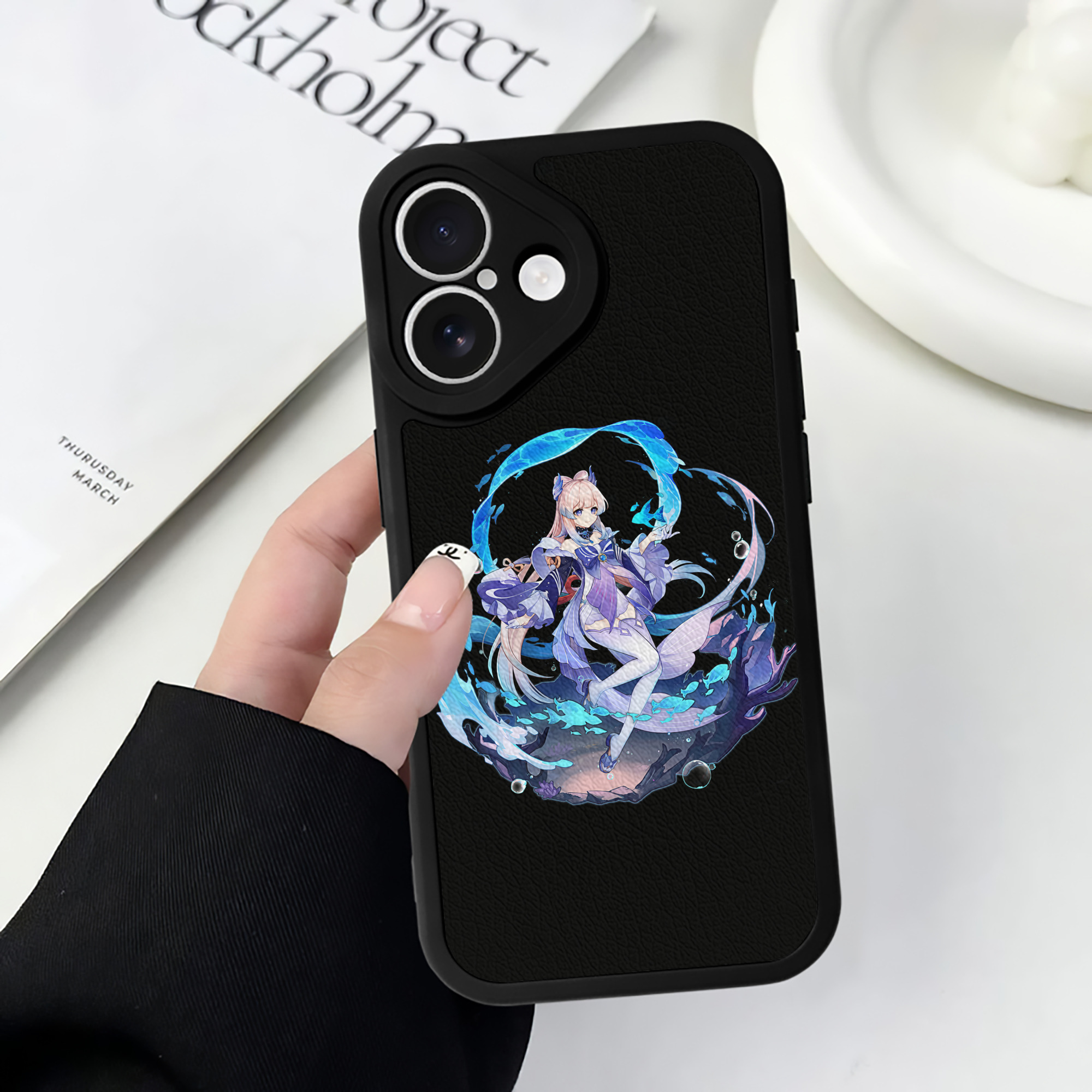 げんし神 珊瑚宮心海 サンゴノミヤ・ココミ genshin Sangonomiya Kokomi 【iPhone 16シリーズ対応】シリコンスマホケース（レザー調） 材質：シリコン